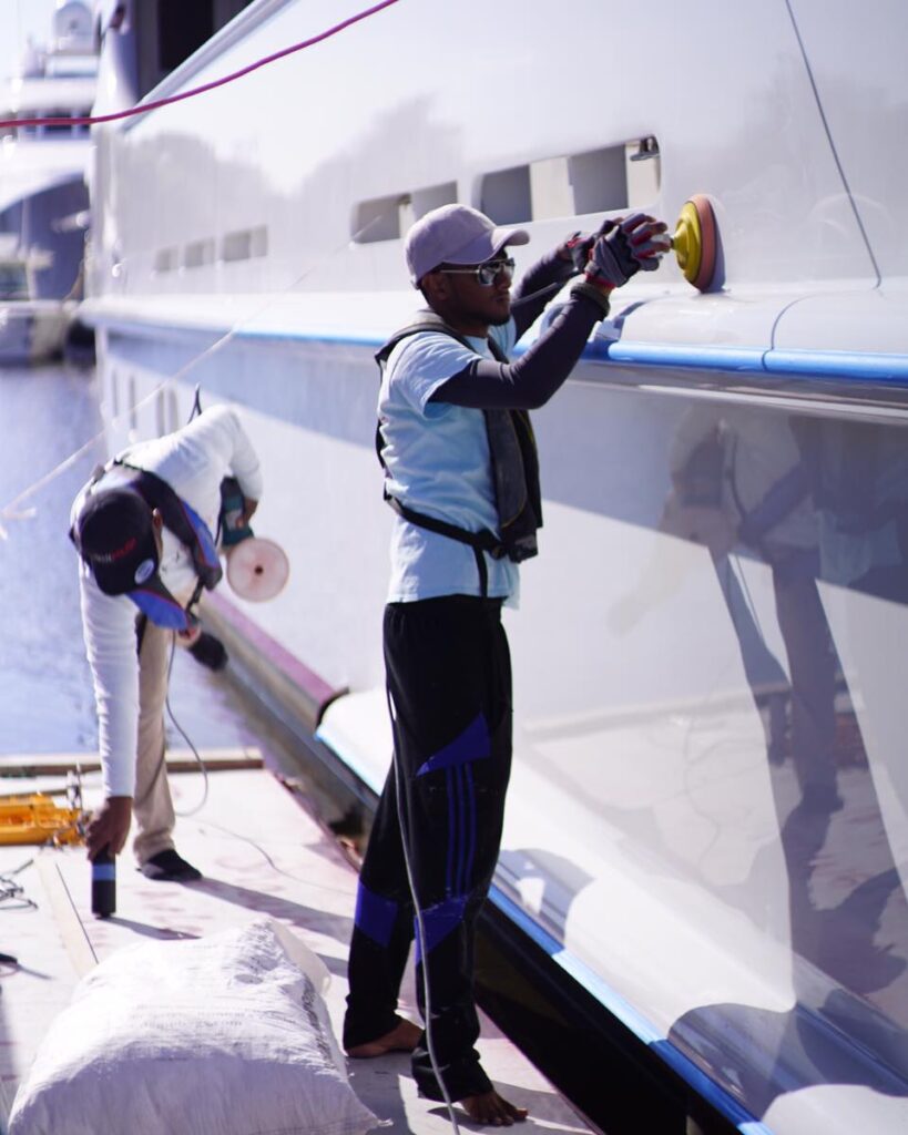 Yacht polishing in Fort Lauderdale